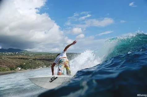 Les plus beaux spots de surf sur l’île de la Réunion !