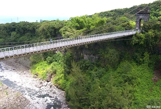 pont suspendu